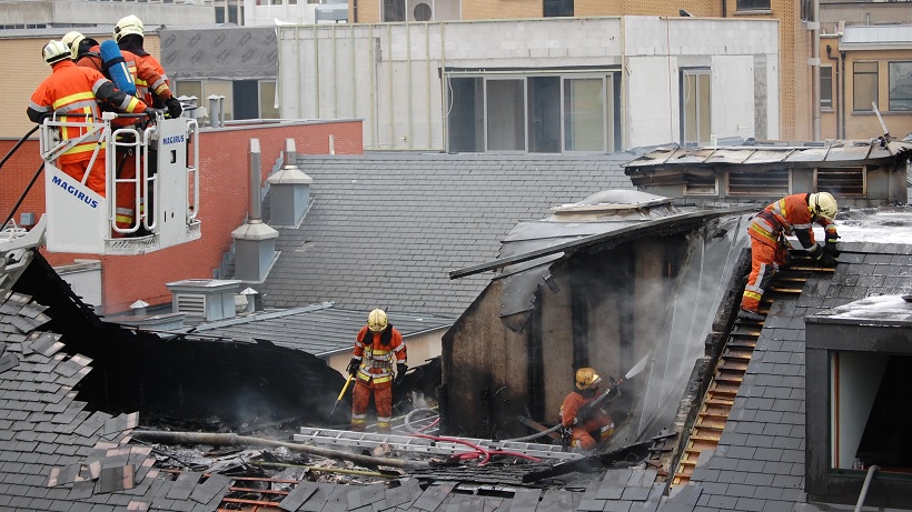 Attention aux risques d'incendie lors des travaux en toiture ! 